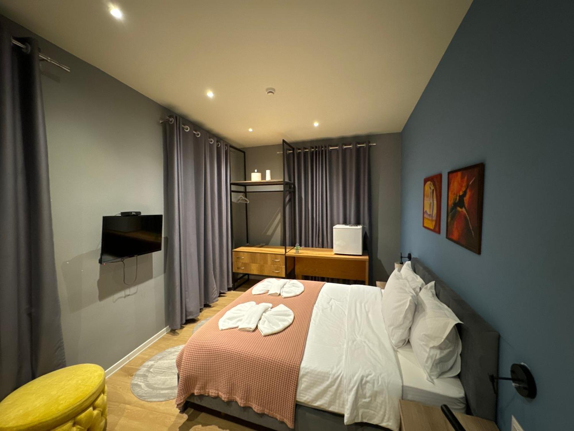 Hotel Tirona Tirana Eksteriør billede