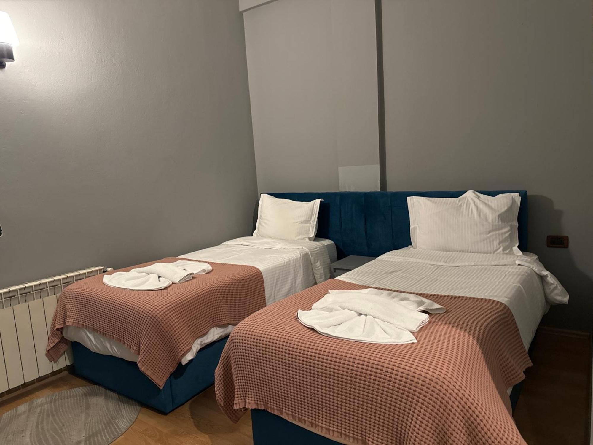 Hotel Tirona Tirana Eksteriør billede