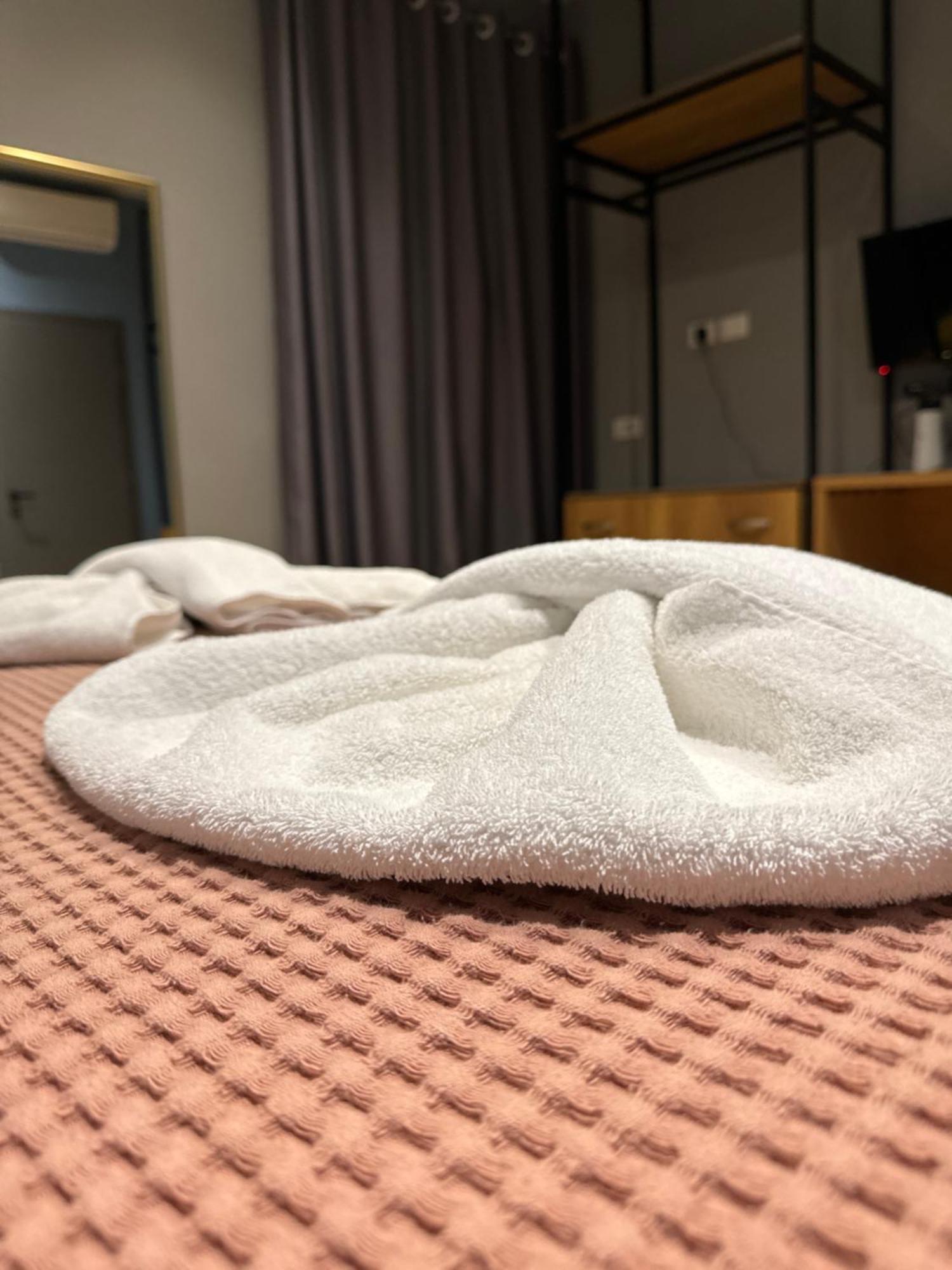 Hotel Tirona Tirana Eksteriør billede