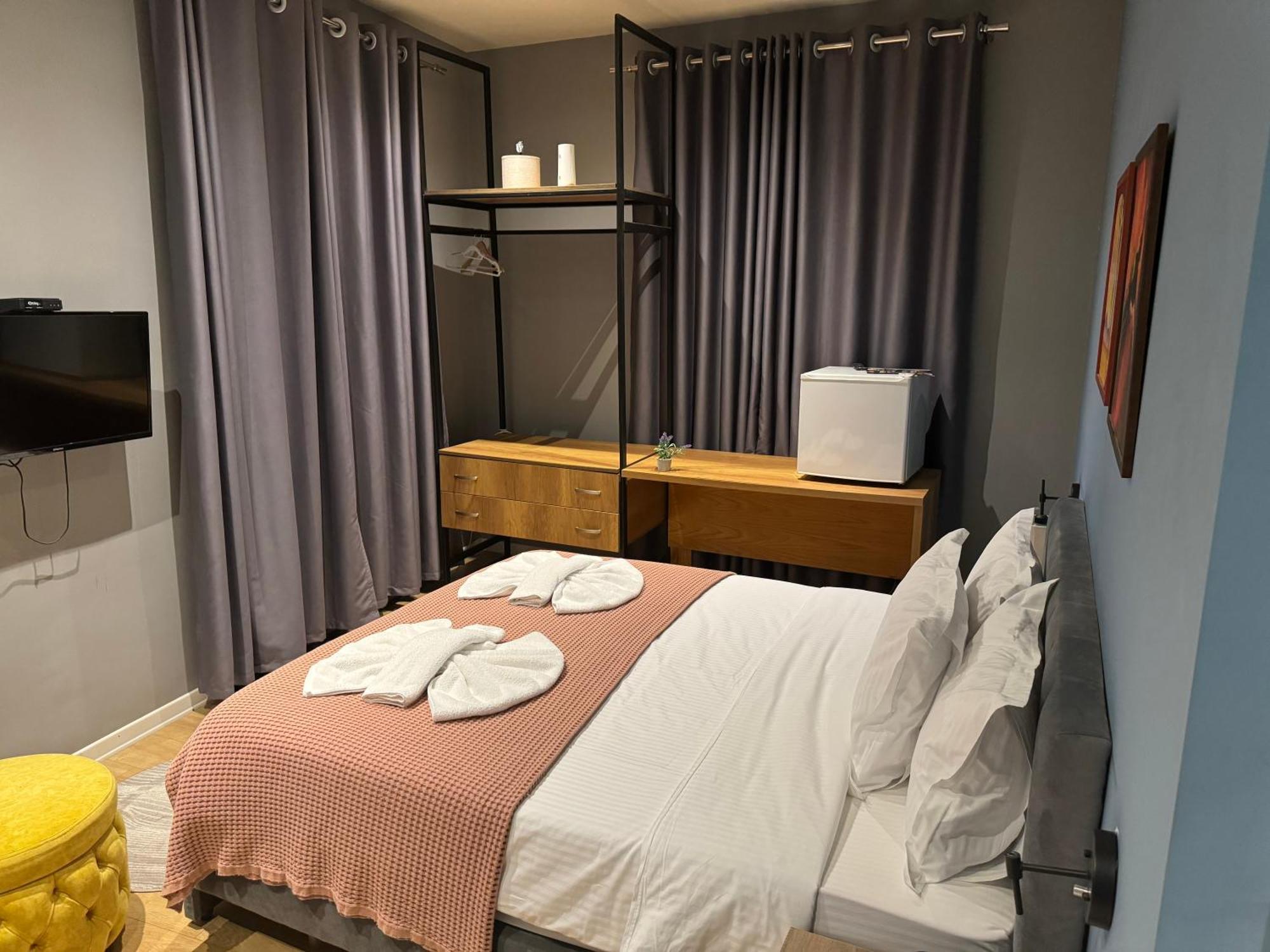 Hotel Tirona Tirana Eksteriør billede